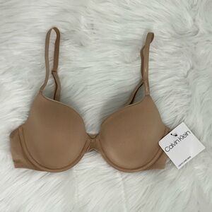 Calvin Klein Lightly Lined Demi Bra